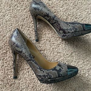 Beautiful Steve Madden heels